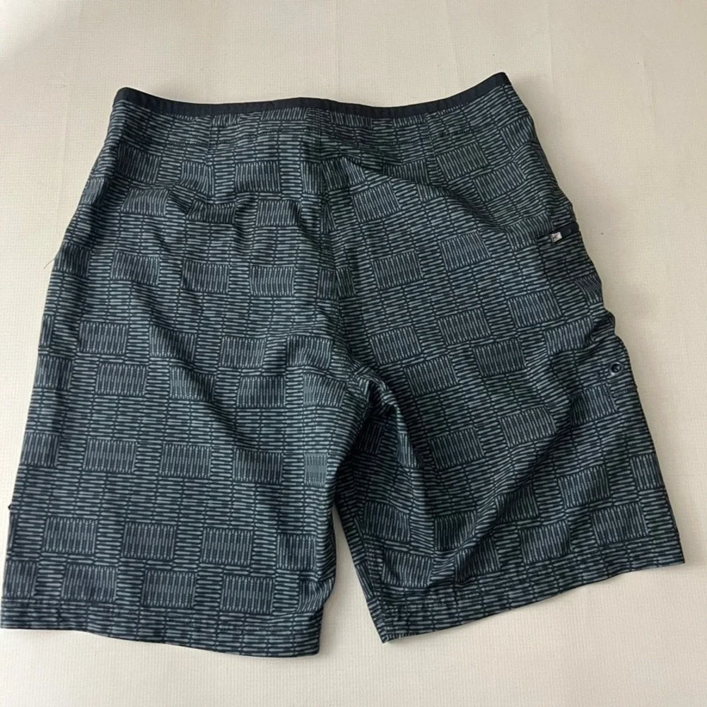 Prana Catalyst Board Shorts Men Size 32